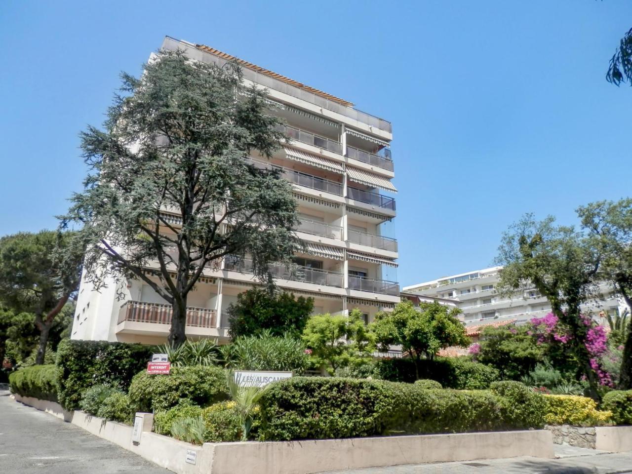 Apartment Les Aliscamps By Interhome Cannes Bagian luar foto